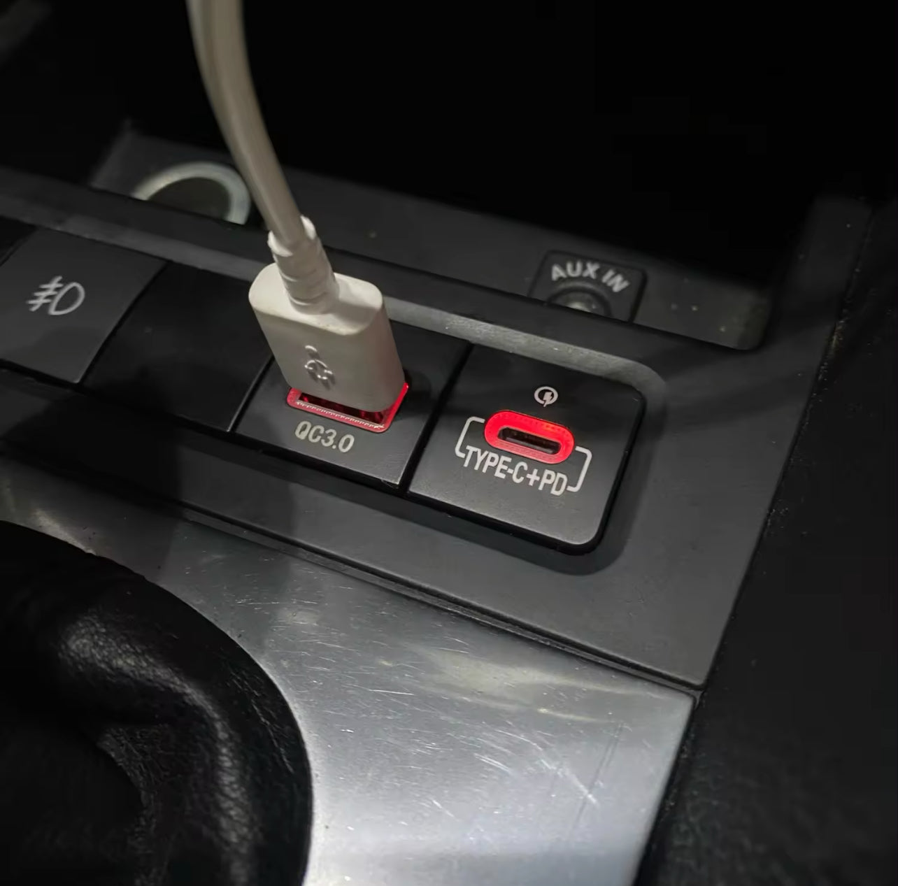 Volkswagen Scirocco/Golf MK6 USB/USB-C Centre Console Inserts